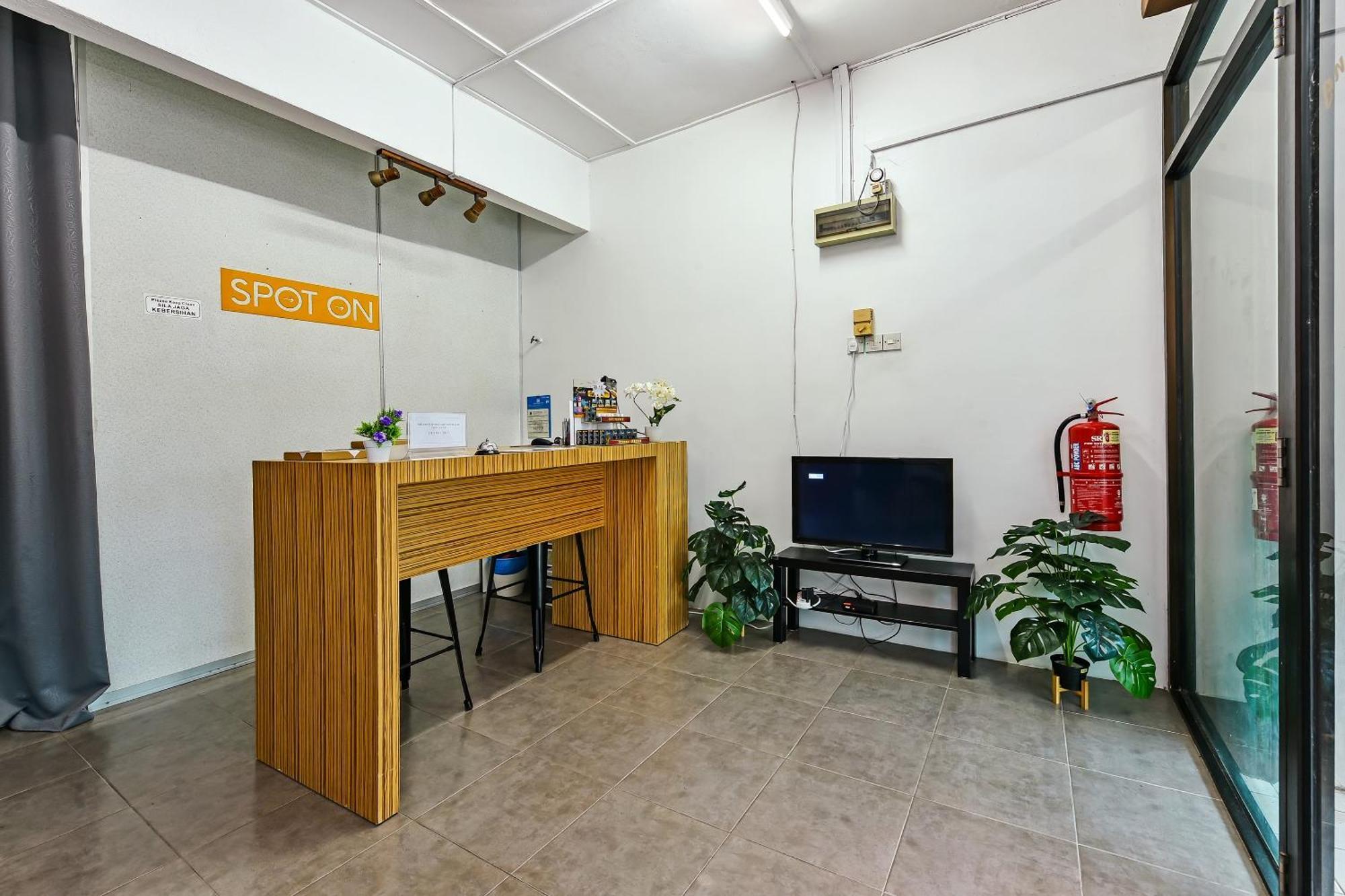 Spot On 90541 Pd Motel Порт-Діксон Екстер'єр фото