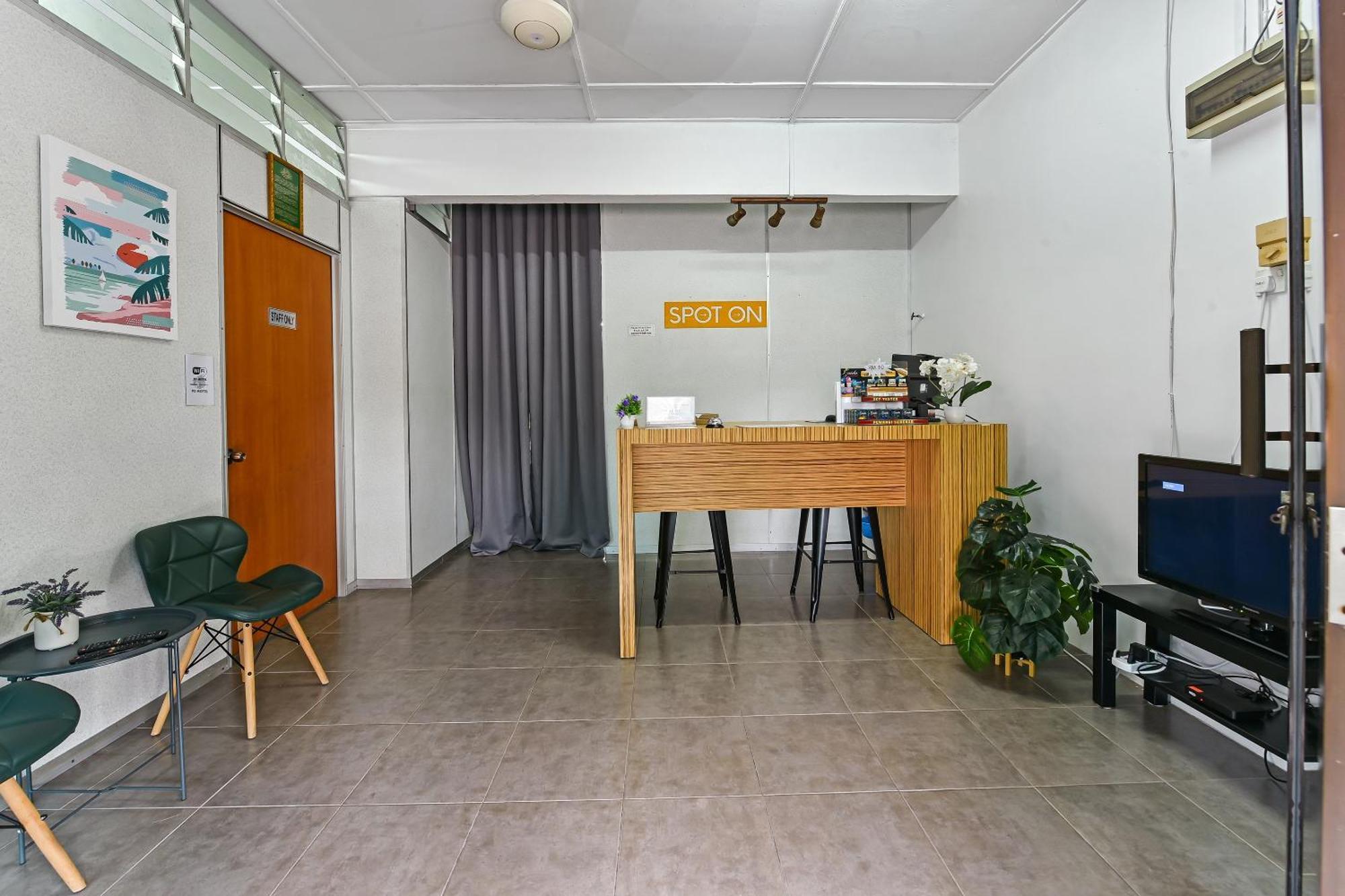 Spot On 90541 Pd Motel Порт-Діксон Екстер'єр фото